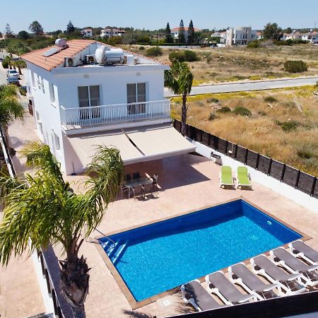 Nissi Villa Ourania أيا نابا المظهر الخارجي الصورة