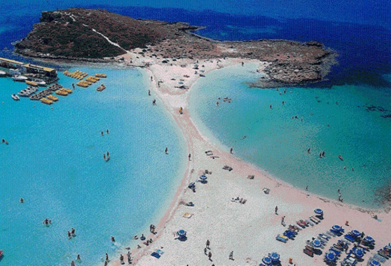 Nissi Villa Ourania أيا نابا الغرفة الصورة